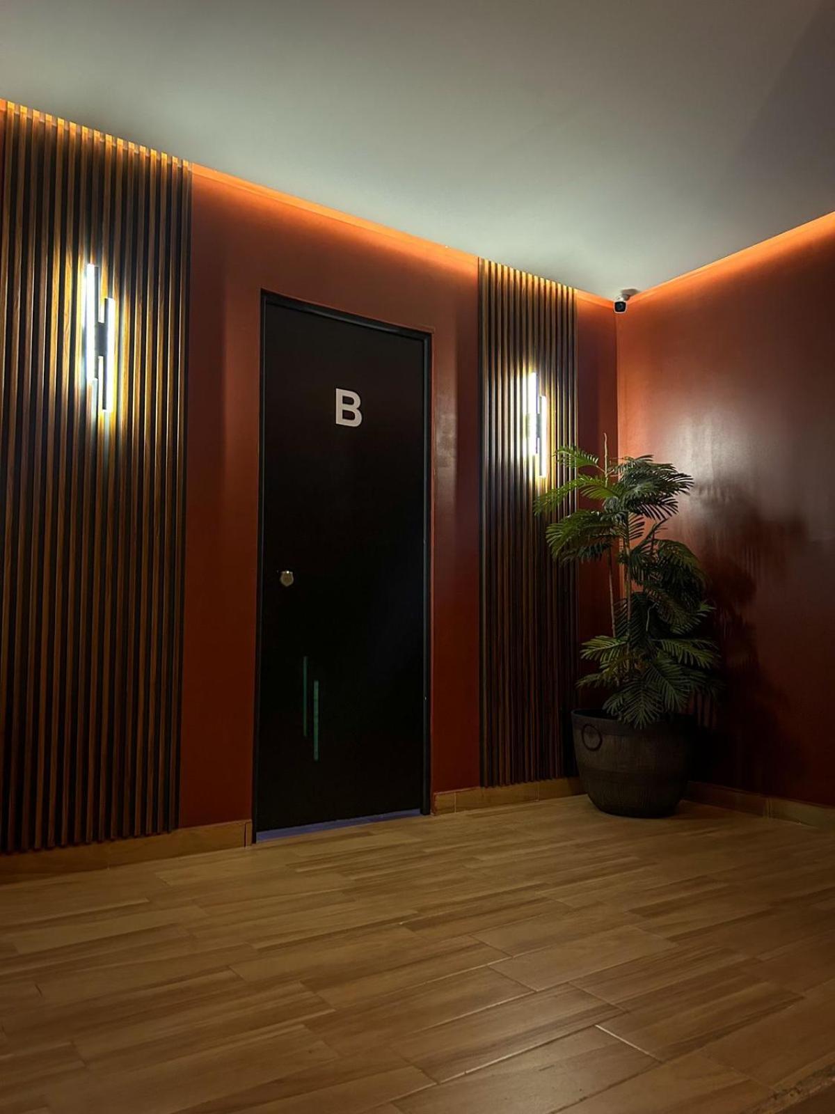 Spartacus Hostel Boutique For Men Puerto Vallarta Eksteriør bilde
