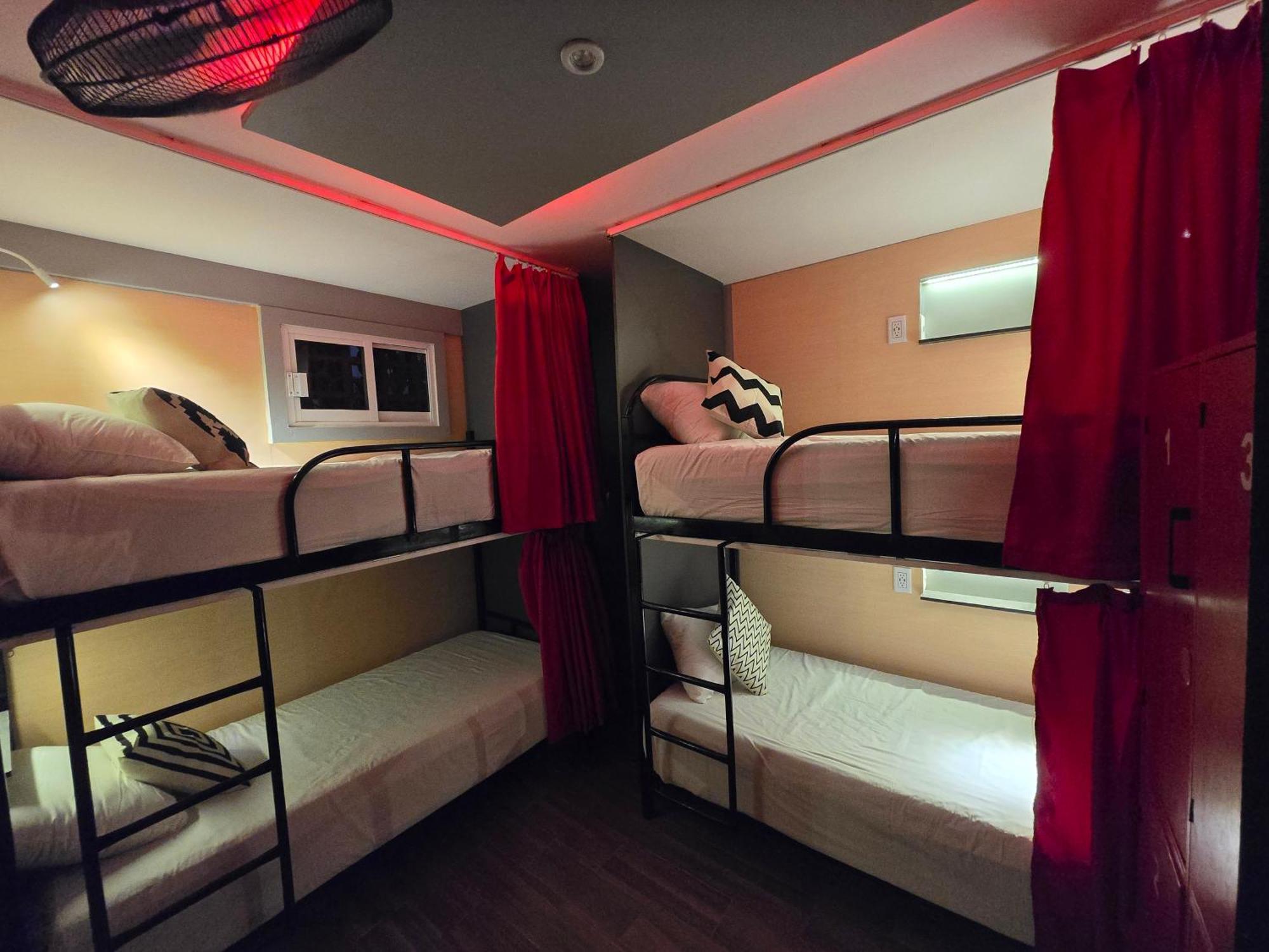 Spartacus Hostel Boutique For Men Puerto Vallarta Eksteriør bilde